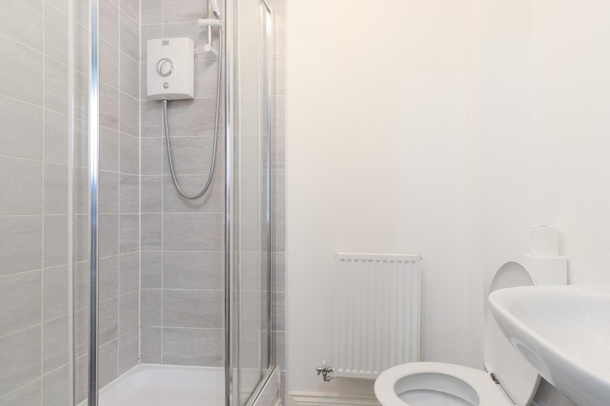Apartment 2-br Executive En-suite By Mbiz *