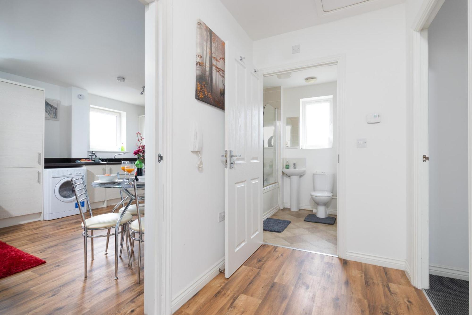2-br Executive En-suite By Mbiz Apartment *